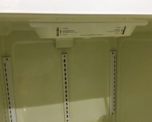 ضبط البرودة في الثلاجة Whirlpool 17