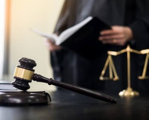 مطلوب محامين حديث التخرج 1 مطلوب محامين حديث التخرج 1