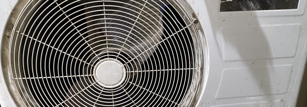 عقد صيانة تكييف هواء 2