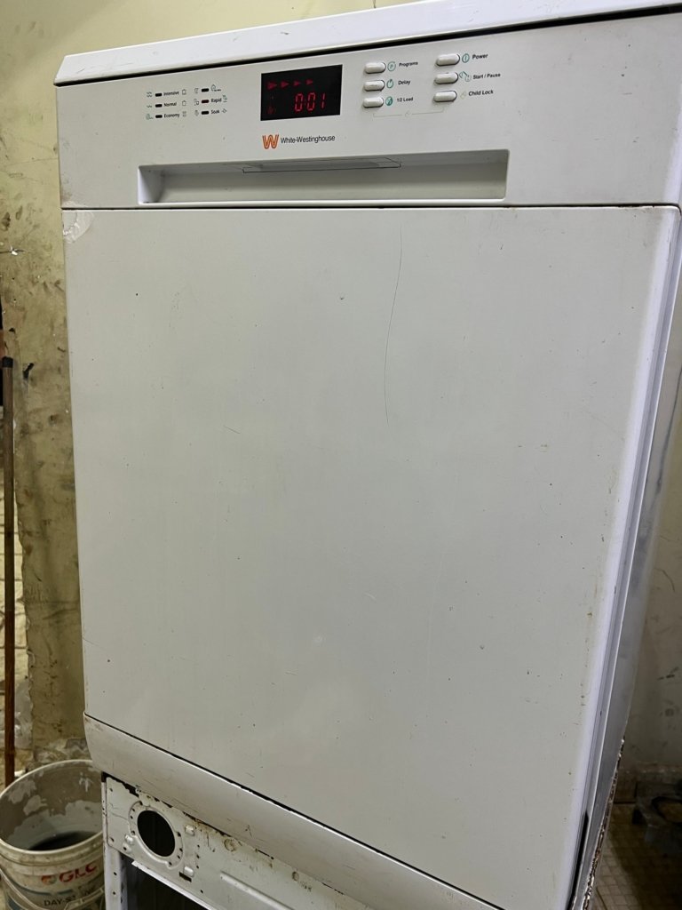 اسباب تلف موتور غسالة الصحون وما طريقة اصلاحه 7 اسباب تلف موتور غسالة الصحون وما طريقة اصلاحه 4